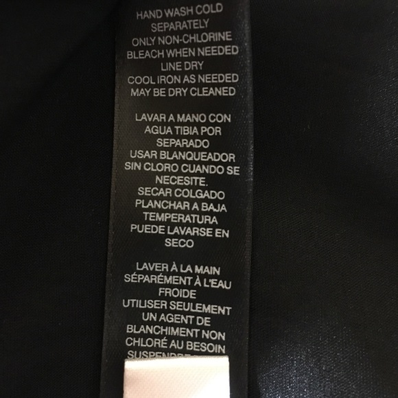 Tops - Picture 7 of 8